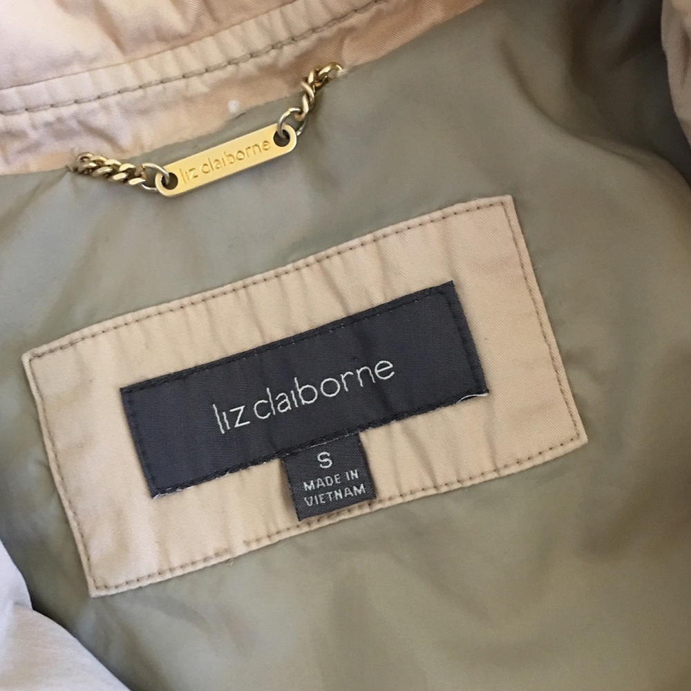 Classic Stretch Liz Claiborne Tan Lined Crop Trench Coat Jacket - Picture 8 of 9